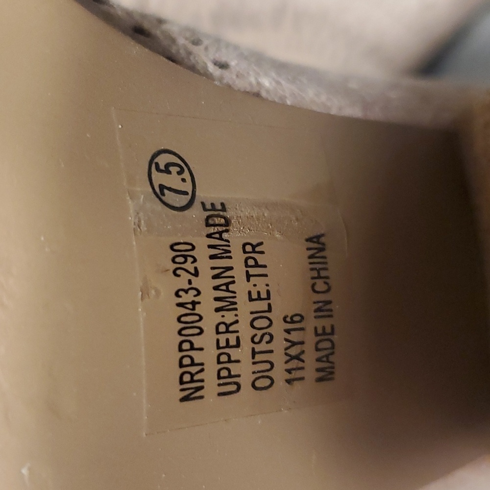 Tan booties - Picture 3 of 4